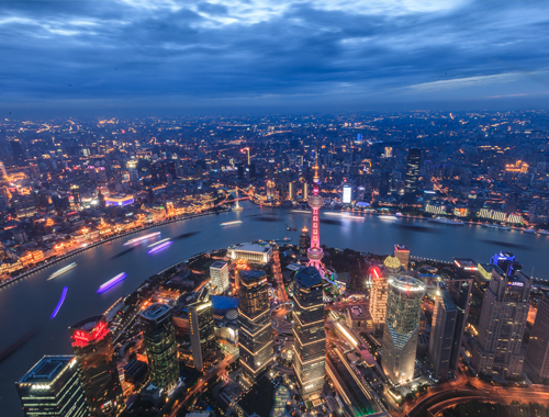 上海是一座浪漫的----大都市